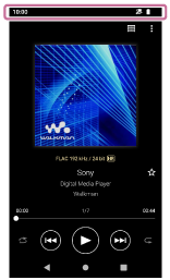 La barre d’état apparaît en haut de l’écran.