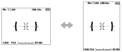 Illustration showing how the information display changes when shooting in the vertical or horizontal orientation