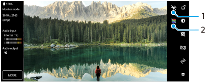 Imagen que muestra dónde está ubicado cada parámetro en la pantalla de modo de monitor del monitor externo. Área derecha de arriba a abajo, 1 y 2.