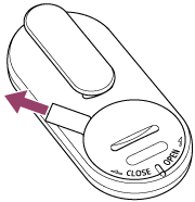 Illustration montrant comment retirer la pellicule de protection